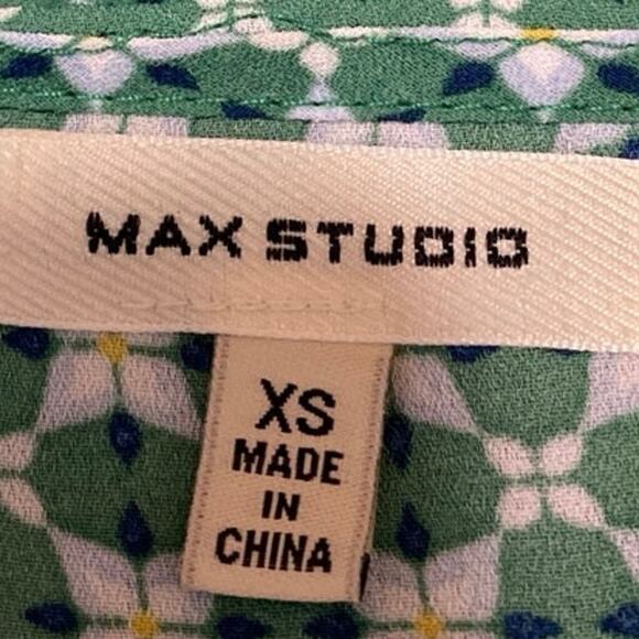 Max Studio Green Geometric Print Long Sleeve Belted Peplum Blouse Shirt Top XS - Picture 3 of 4